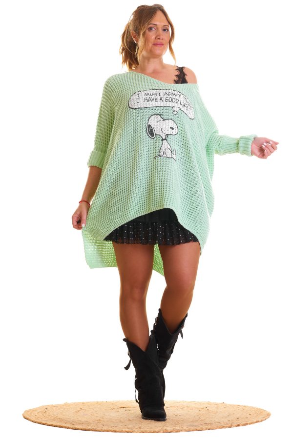 Jersey Nicolasa: jersey oversize elástico con corte asimétrico y aperturas laterales. Ligero, moderno y perfecto para un look casual y sofisticado.