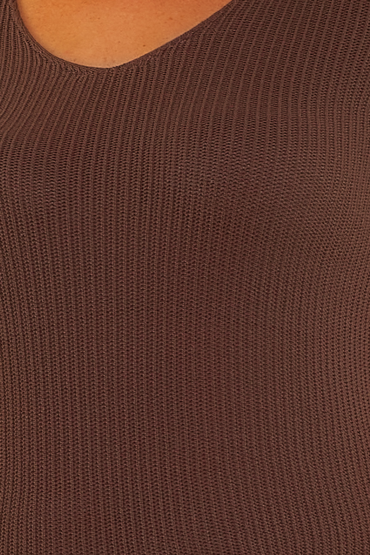 Jersey De Manga Corta Serian Un jersey elástico que tiene escote en pico y que se caracteriza por tener un tejido suave y por tener manga corta.