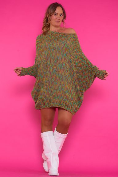 Vestido Corto/ Jersey Manga Murciélago Whitehorse Verde Un vestido elástico que se caracteriza por tener manga murciélago y por tener múltiples colores que estilizan la prenda por completo.