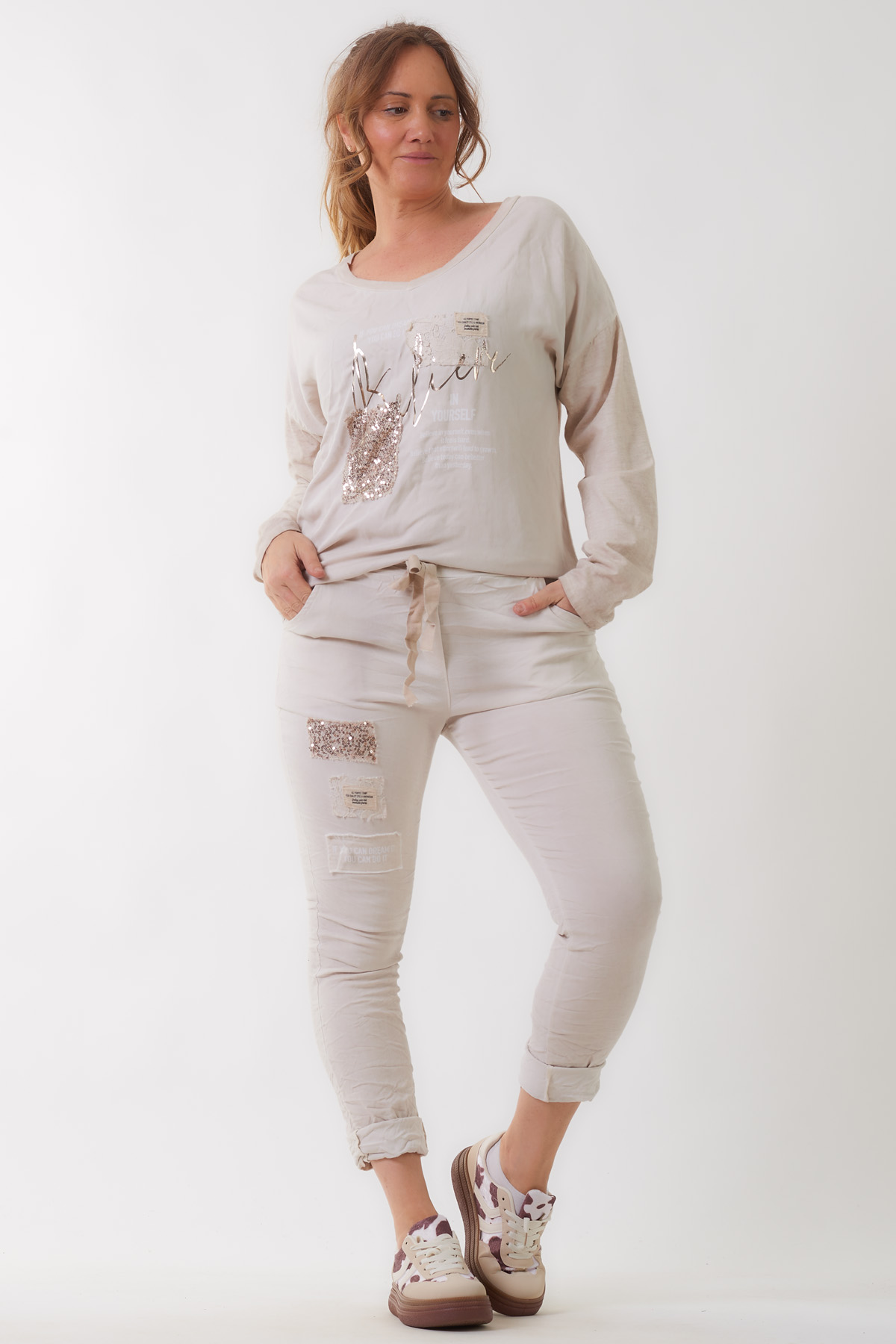 Pantalón Pitillo Estampado Con Lentejuelas Cosi