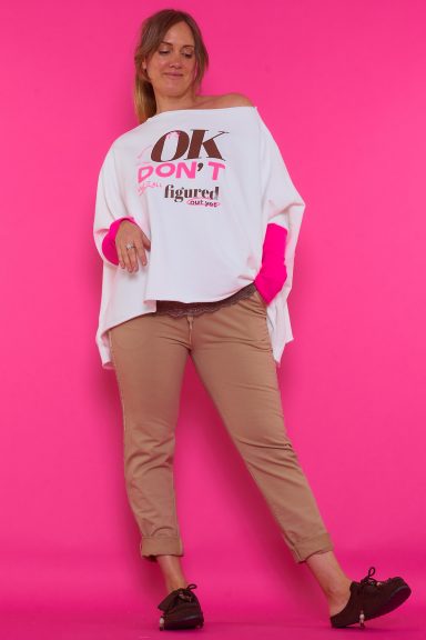 Pantalón jogger Tovi de Nunu Santander. Comodidad y estilo boho-chic para tu día a día. Diseño versátil con cintura ajustable. ¡Siente la libertad de vestir cómoda y a la moda!