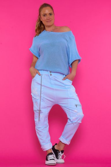 Pantalón Nujo de Nunu Santander: estilo harem con detalles únicos para un look boho-chic inigualable. Comodidad y diseño en tu día a día. ¡Descúbrelo!