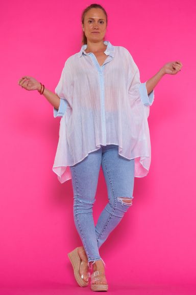 Descubre la blusa fluida Florex, ideal para un estilo boho-chic sin esfuerzo. Comodidad oversize y diseño único para mujer 30-65. ¡Perfecta para cualquier ocasión!