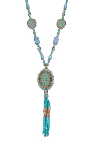 Descubre el colgante largo Otto, una joya boho-chic con abalorios, textura y borla. Añade estilo y alarga tu figura. ¡Compra ya en Nunu Santander!