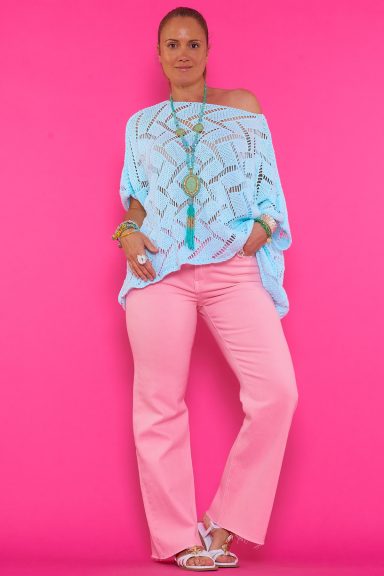 Descubre el Jerséis Ibis, una prenda boho-chic de punto calado con diseño geométrico y corte holgado. Ideal para lucir un estilo relajado y sofisticado esta temporada. ¡Siente la comodidad!