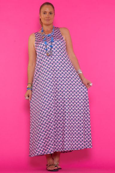 Descubre el vestido Calagolo 10 de Nunu Santander. Un diseño largo y estampado, ideal para tu estilo boho-chic. Fresco, cómodo y perfecto para lucir espectacular en cualquier ocasión.