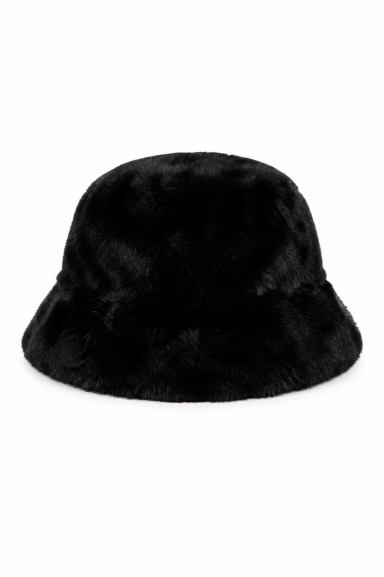 Añade un toque bohemio y chic a tus outfits con el gorro faux fur Punipri de Nunu Santander. Suave y estiloso, ideal para mujeres de 30 a 65 años.